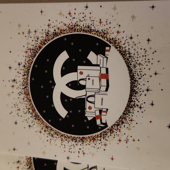 Chanel Holiday Greeting cards - Picture 2 of 2
